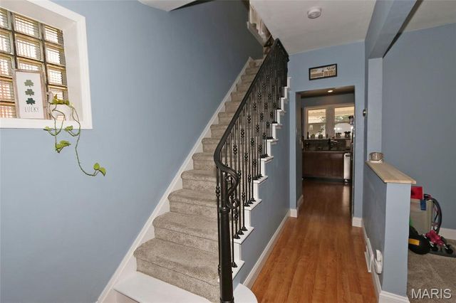 6772 Bartmer Avenue, University City, MO 63130
