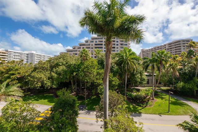 161 Crandon Blvd 324, Key Biscayne, FL 33149