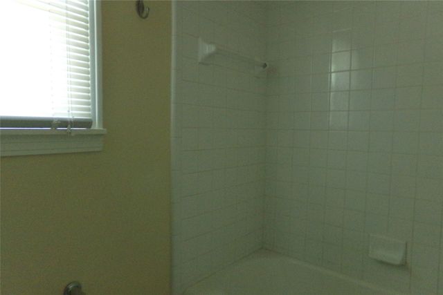 2007 Tremont Avenue C, Fort Worth, TX 76107