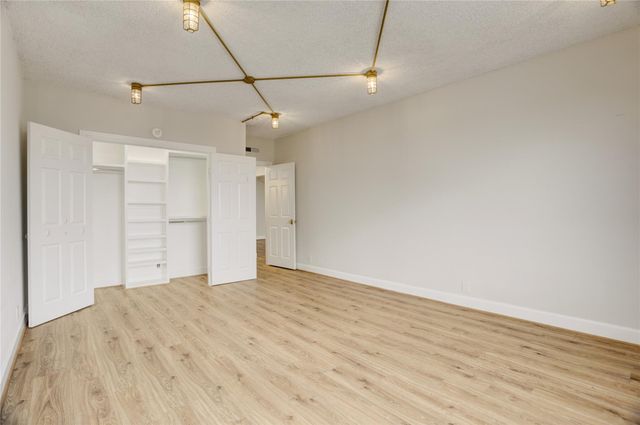 1400 Hermann Drive 15D, Houston, TX 77004