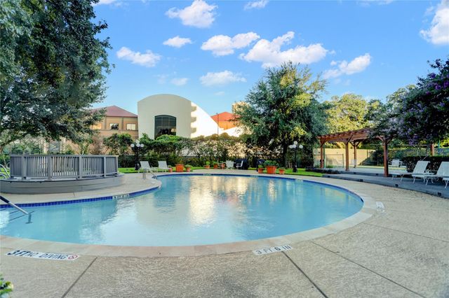 1400 Hermann Drive 15D, Houston, TX 77004