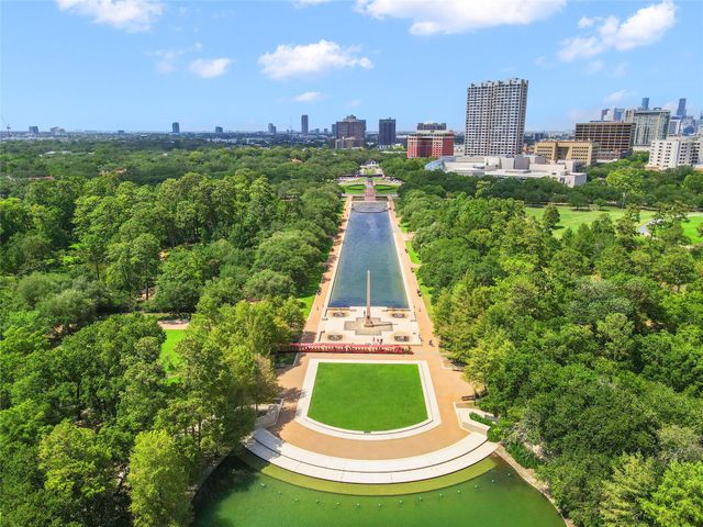 1400 Hermann Drive 15D, Houston, TX 77004