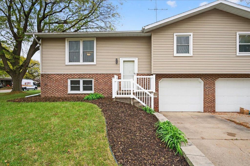 104 Ash Street, Sauk City, WI 53583