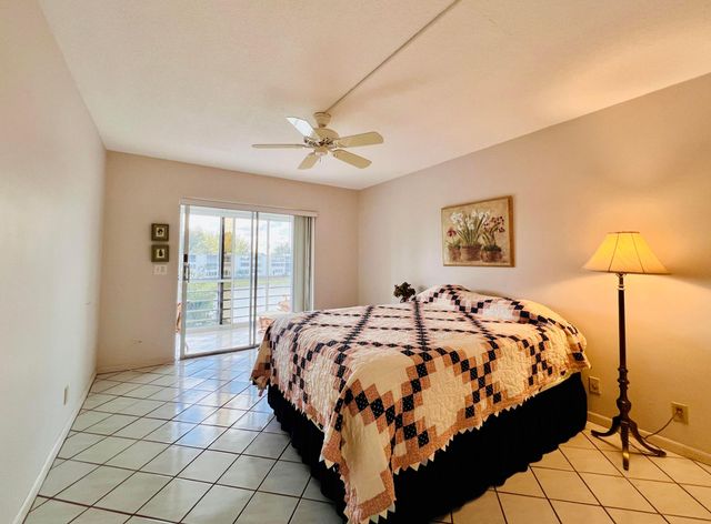 314 Wellington D, West Palm Beach, FL 33417