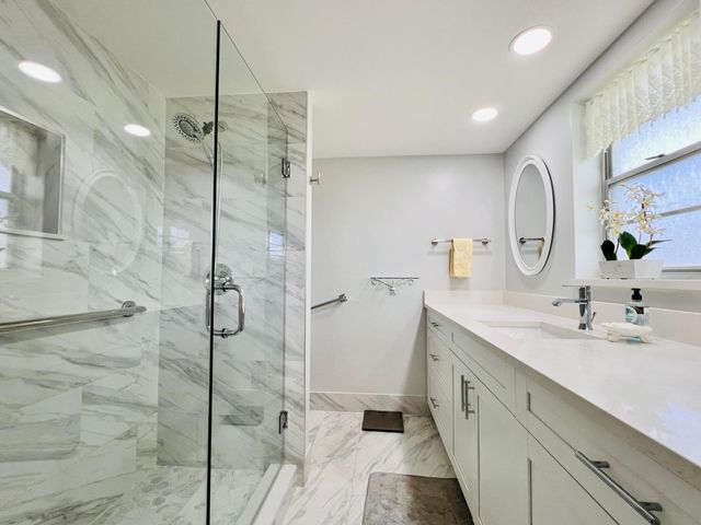 314 Wellington D, West Palm Beach, FL 33417