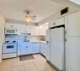 314 Wellington D, West Palm Beach, FL 33417