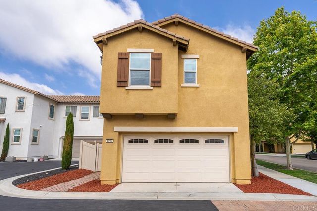 1217 Cathedral Oaks Rd, Chula Vista, CA 91913