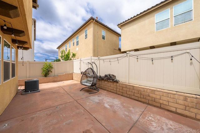 1217 Cathedral Oaks Rd, Chula Vista, CA 91913