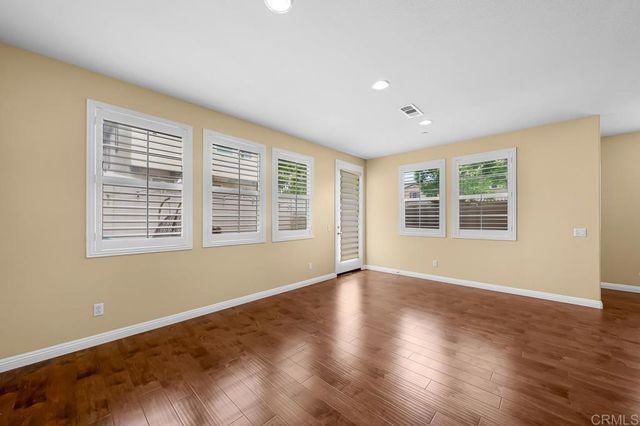 1217 Cathedral Oaks Rd, Chula Vista, CA 91913