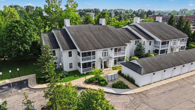 2271 S Main Street, Ann Arbor, MI 48103