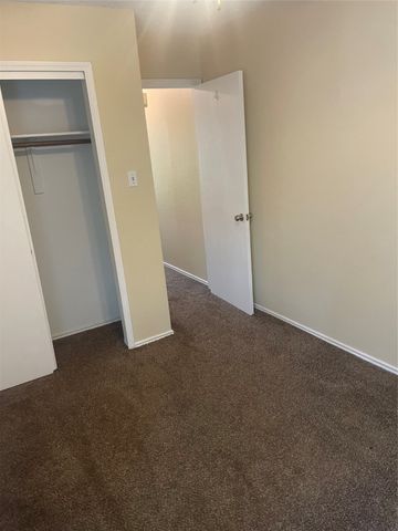 2700 Stratford Court, Euless, TX 76039