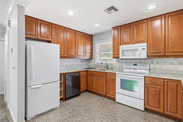 1665 28th Avenue, Vero Beach, FL 32960