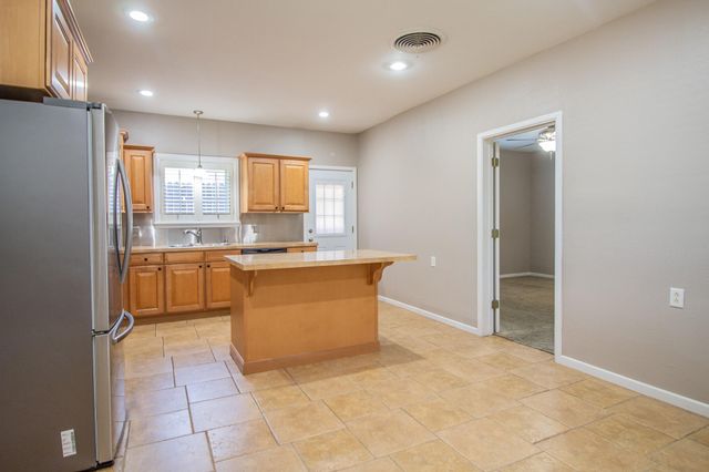 4831 10th Street, Lubbock, TX 79416