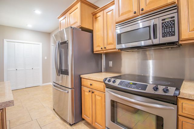 4831 10th Street, Lubbock, TX 79416