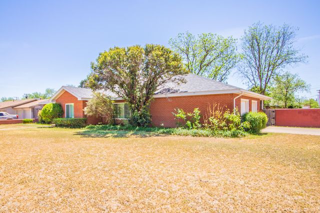 4831 10th Street, Lubbock, TX 79416