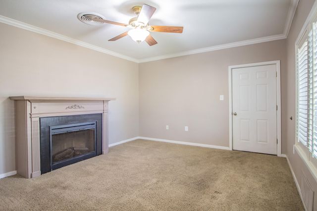 4831 10th Street, Lubbock, TX 79416