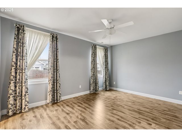 3569 Ne JOEL St, Mc Minnville, OR 97128