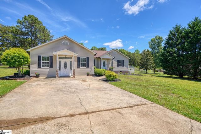 103 Cheyenne Ridge Trail, Campobello, SC 29322