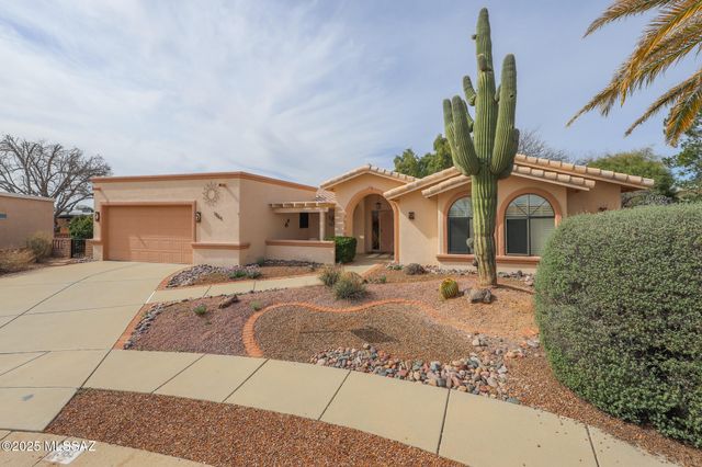 1964 S Abrego Drive, Green Valley, AZ 85614