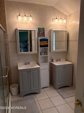 33 Blue Heron Lane, Bayville, NJ 08721