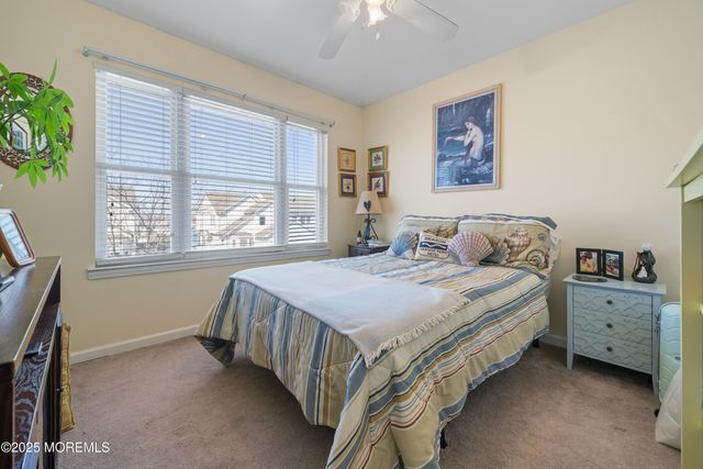 33 Blue Heron Lane, Bayville, NJ 08721