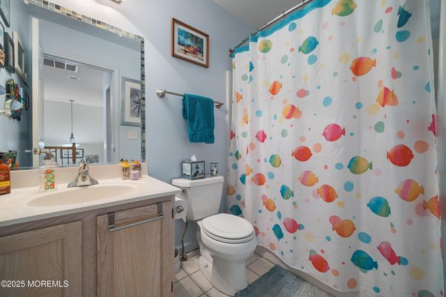 33 Blue Heron Lane, Bayville, NJ 08721