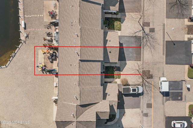 33 Blue Heron Lane, Bayville, NJ 08721