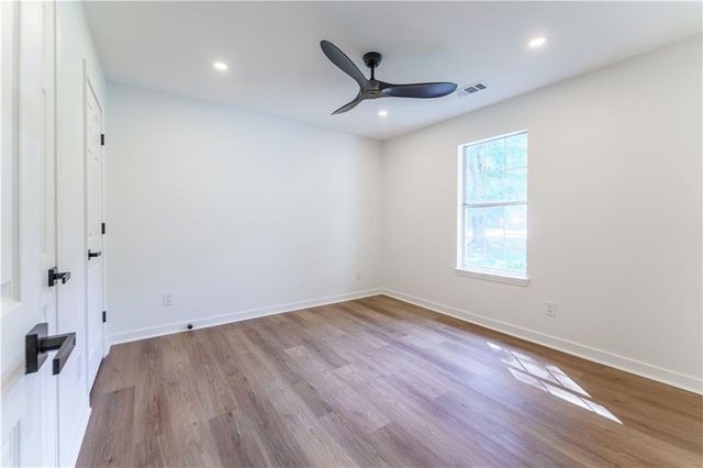216 Fairview Point, Ellenwood, GA 30294