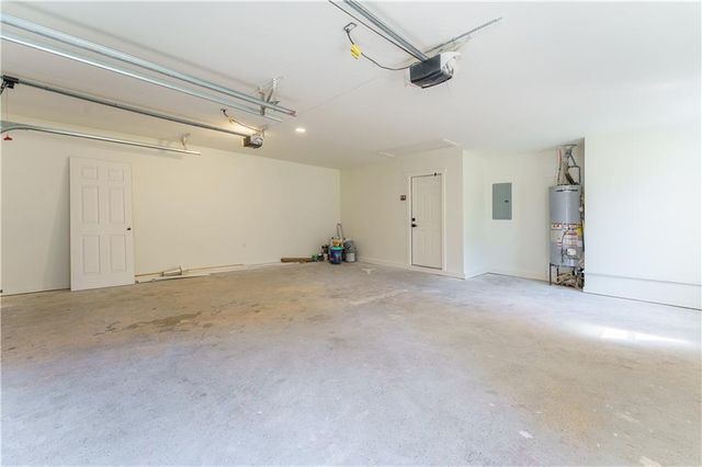 216 Fairview Point, Ellenwood, GA 30294