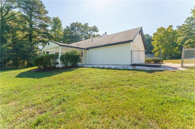 216 Fairview Point, Ellenwood, GA 30294
