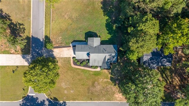 216 Fairview Point, Ellenwood, GA 30294