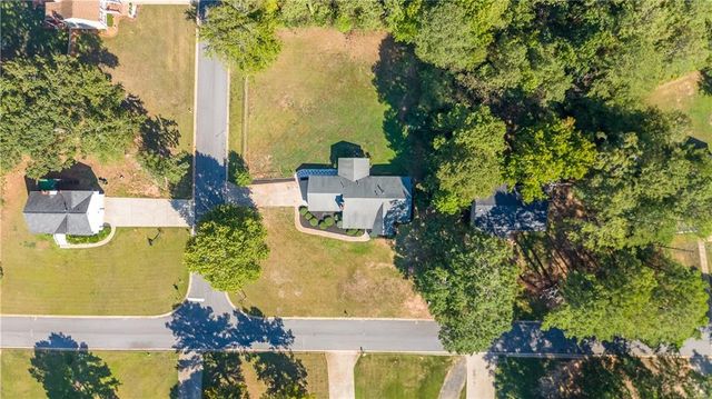 216 Fairview Point, Ellenwood, GA 30294