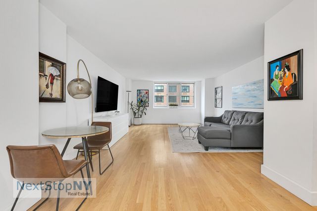345 E 93rd St Apt 8K, New York City, NY 10128