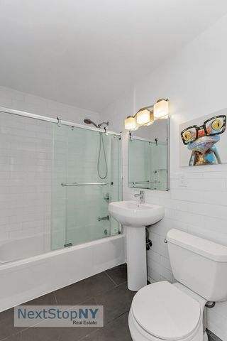 345 E 93rd St Apt 8K, New York City, NY 10128