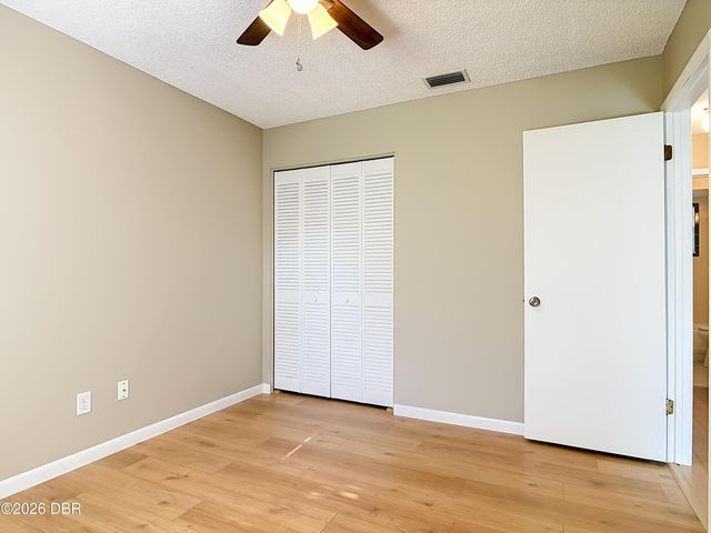 651 W Blue Lake Terrace, Deland, FL 32724