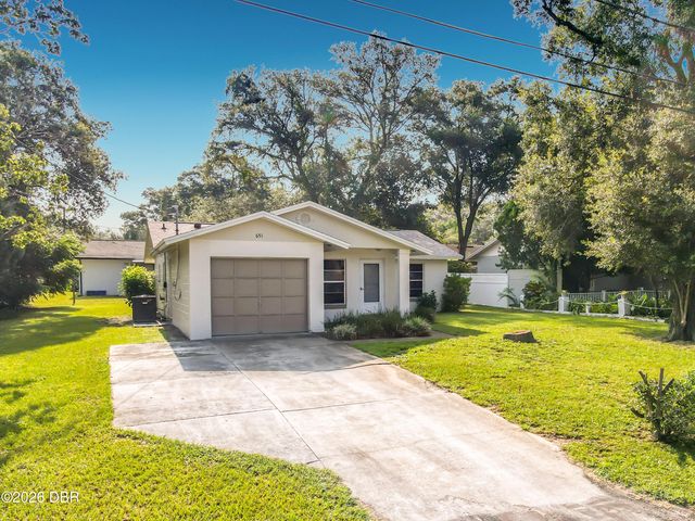 651 W Blue Lake Terrace, Deland, FL 32724