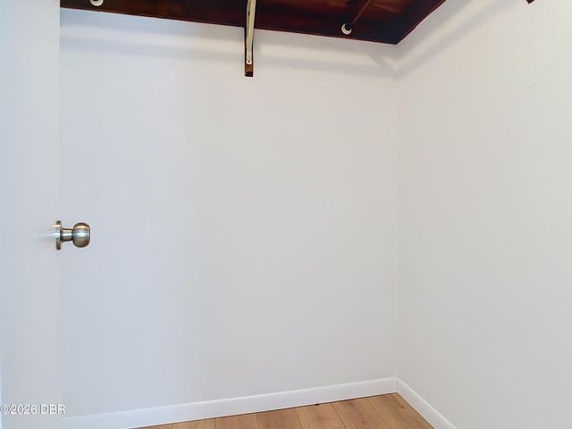 651 W Blue Lake Terrace, Deland, FL 32724