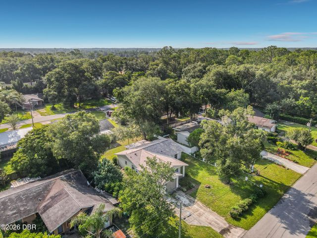 651 W Blue Lake Terrace, Deland, FL 32724