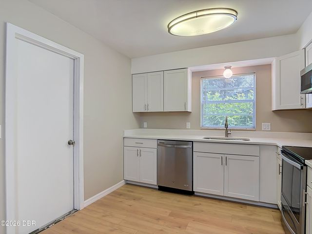 651 W Blue Lake Terrace, Deland, FL 32724