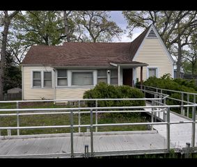2816 Magellan Drive, Mchenry, IL 60051