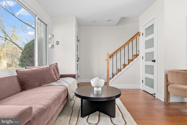 125 URELL PL NE, Washington, DC 20011