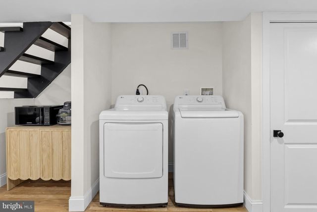 125 URELL PL NE, Washington, DC 20011