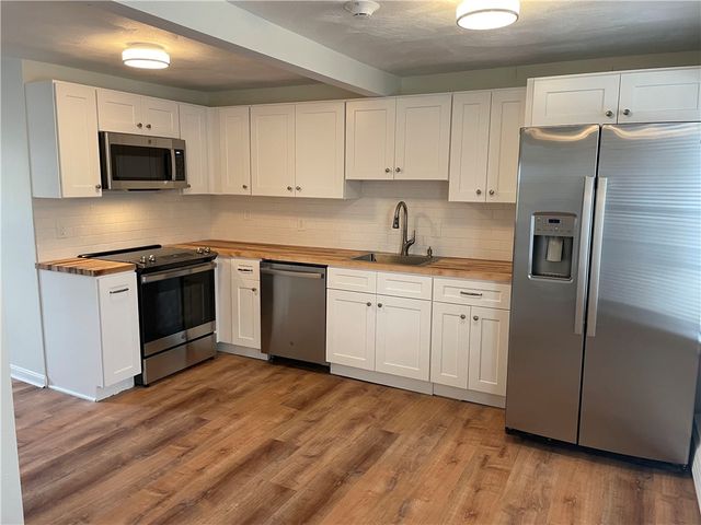 51 Duane Street 1, East Greenwich, RI 02818