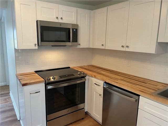 51 Duane Street 1, East Greenwich, RI 02818