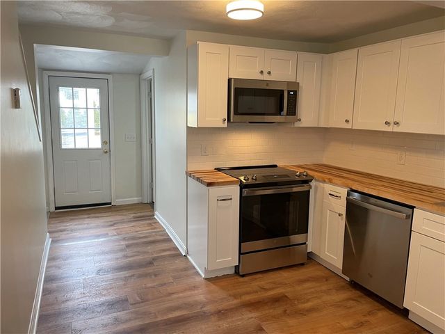 51 Duane Street 1, East Greenwich, RI 02818