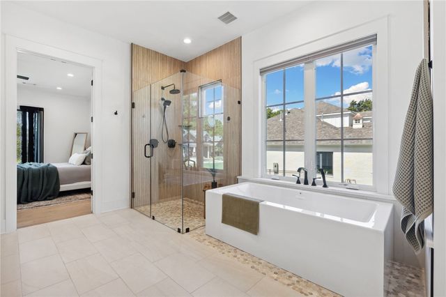 219 W Lawson Street, Fayetteville, AR 72703