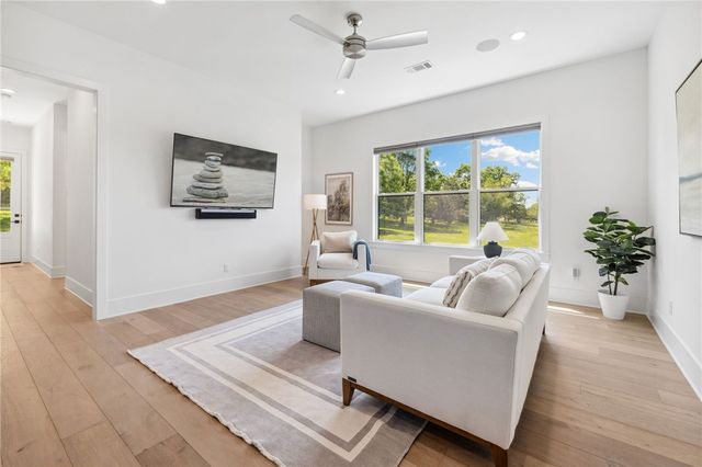 219 W Lawson Street, Fayetteville, AR 72703