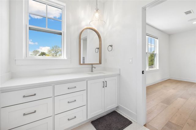 219 W Lawson Street, Fayetteville, AR 72703