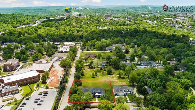 219 W Lawson Street, Fayetteville, AR 72703