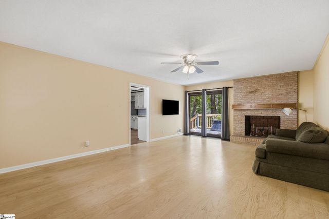 305 Dill Circle, Landrum, SC 29356
